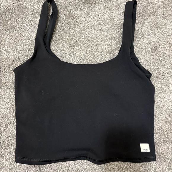 Vuori Crop Tank - Picture 1 of 3